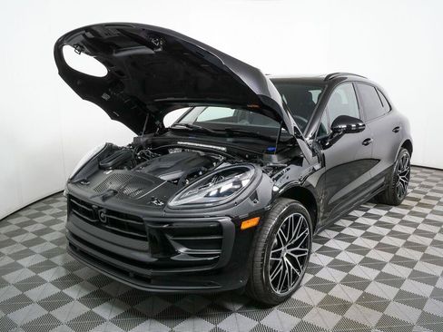 Used 2026 Porsche Macan Turbo AWD/4WD image 34