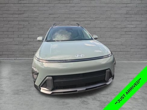 Used 2025 Hyundai Kona Limited AWD/4WD image 1