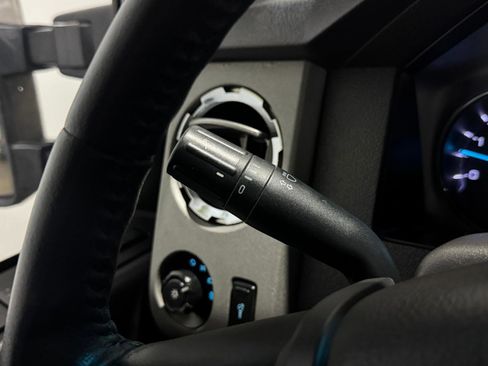 Used 2015 Ford F250 Lariat w/ Lariat Ultimate Package image 24