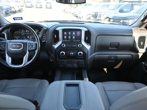 Used 2022 GMC Sierra 1500 SLT AWD/4WD image 7