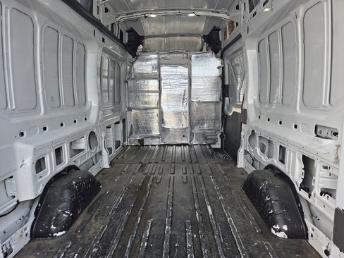 Used 2023 Ford Transit 250 148 High Roof AWD image 12