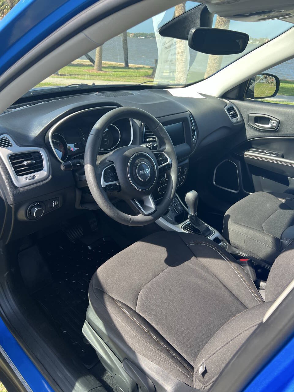 Used 2020 Jeep Compass Sport AWD/4WD image 11