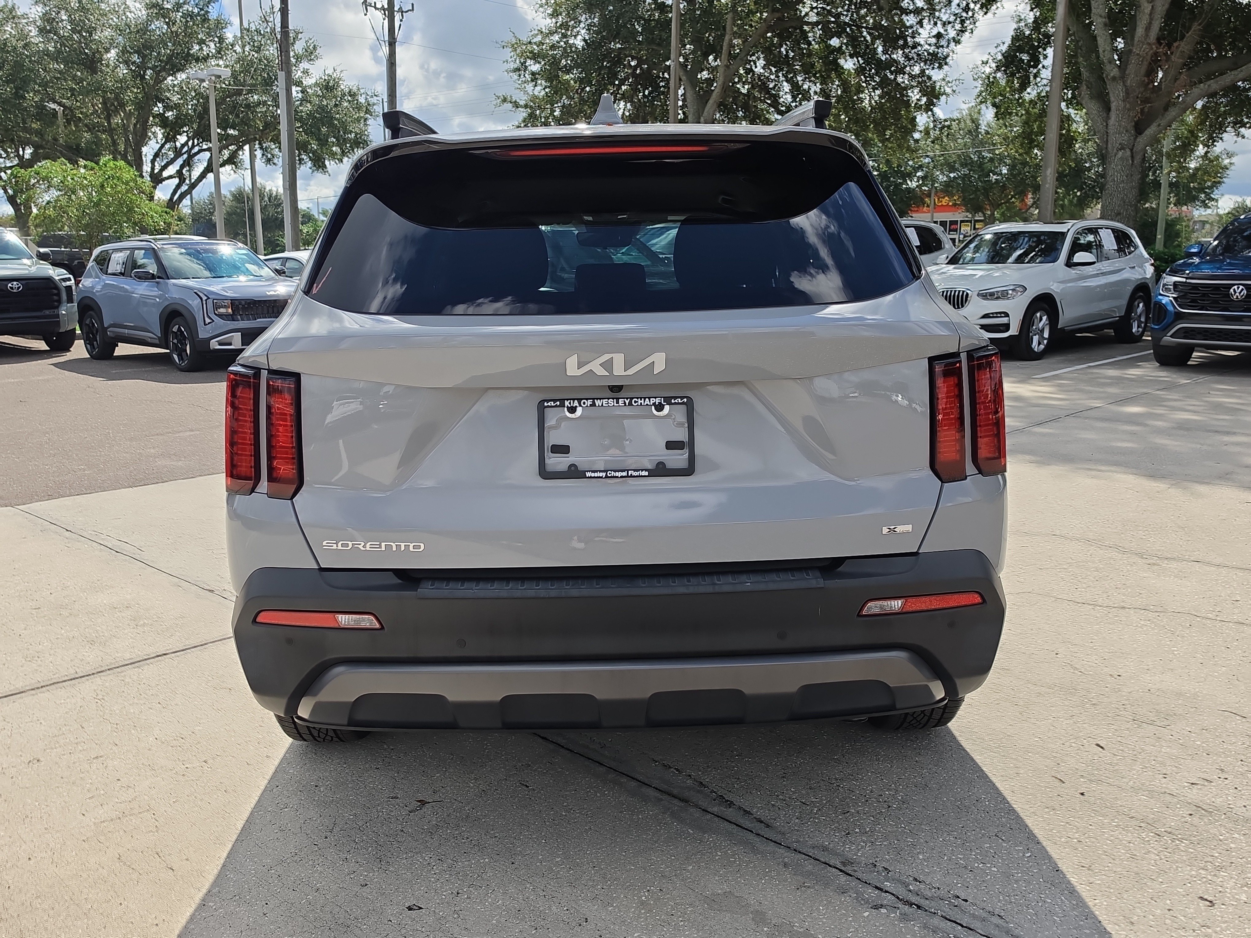 Certified 2023 Kia Sorento S AWD/4WD image 7