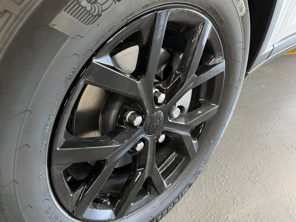 New 2026 Jeep Grand Cherokee Altitude AWD/4WD image 64