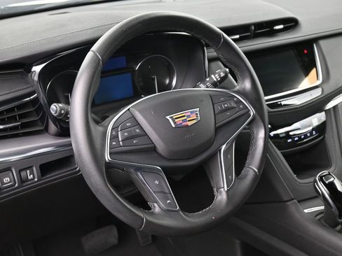 Certified 2023 Cadillac XT5 Luxury image 10