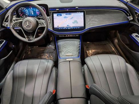Used 2026 Mercedes-Benz E 350 Sedan image 19
