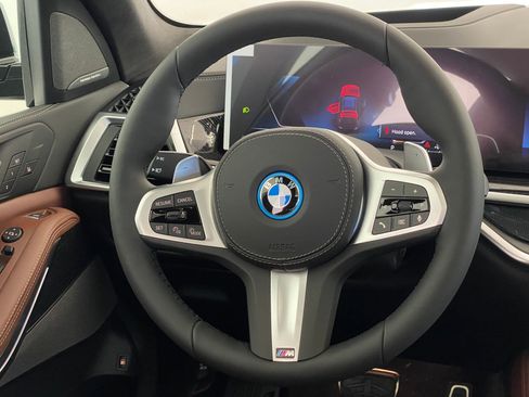 New 2026 BMW X5 xDrive50e w/ M Sport Package image 16