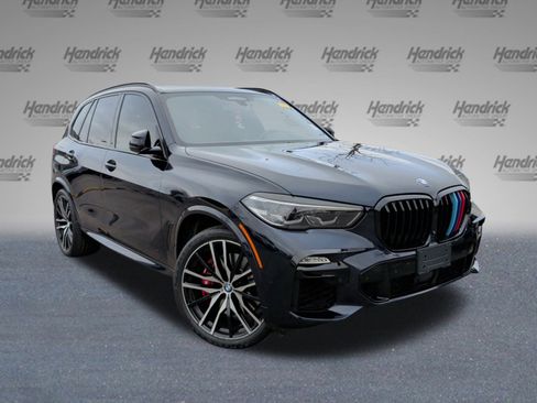 Used 2021 BMW X5 M50i image 2