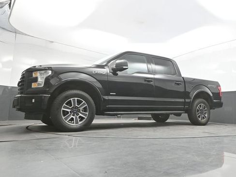 Used 2017 Ford F150 XLT w/ Equipment Group 302A Luxury AWD/4WD image 31