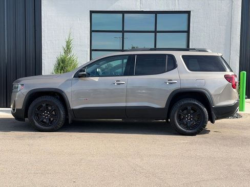 Used 2023 GMC Acadia AT4 AWD/4WD image 2