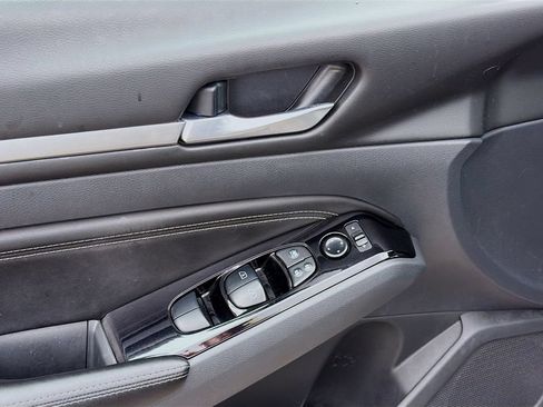 Used 2022 Nissan Altima 2.5 SL FWD image 21