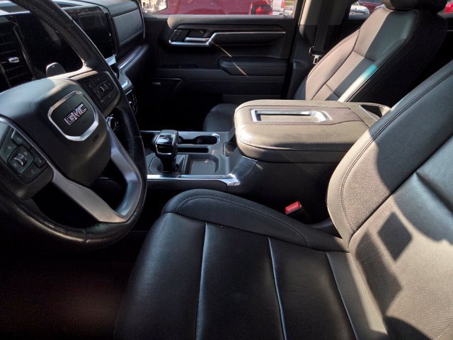 Used 2022 GMC Sierra 1500 SLT AWD/4WD image 14