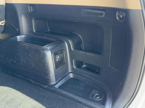 Used 2015 Toyota 4Runner SR5 RWD image 22