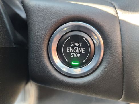 Used 2023 Chevrolet Tahoe High Country image 34