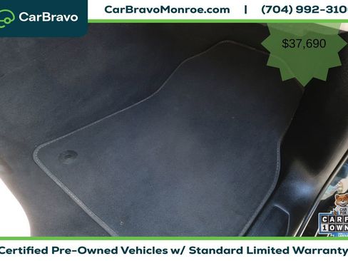 Used 2024 Jeep Wagoneer L Series II RWD image 38