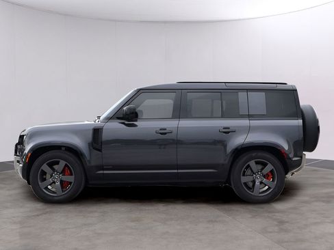 Certified 2025 Land Rover Defender 110 X AWD/4WD image 4