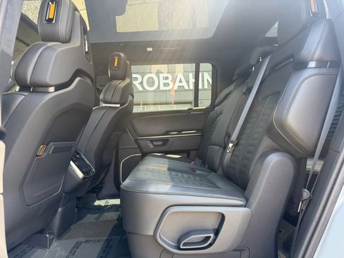 Used 2025 Rivian R1S Adventure AWD/4WD image 15