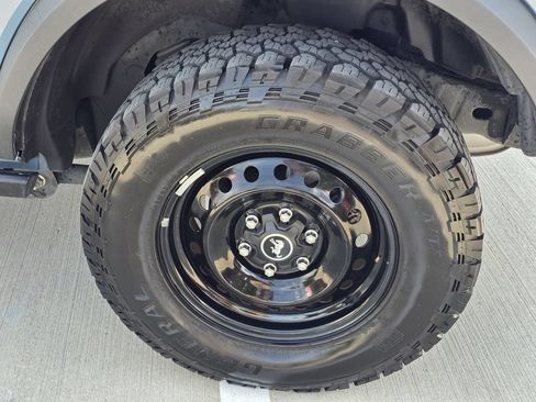 Used 2023 Ford Bronco Black Diamond AWD/4WD image 10