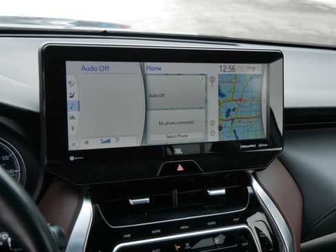 Used 2021 Toyota Venza Limited w/ Advanced Technology Package image 23