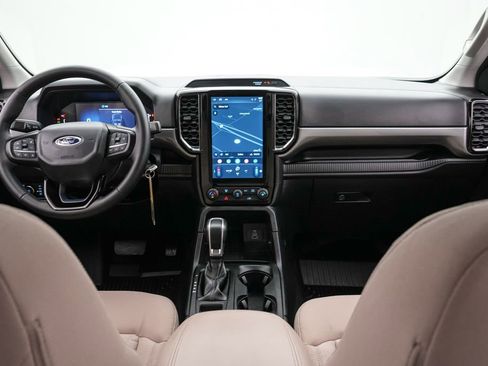 Certified 2024 Ford Ranger XLT w/ Technology Package image 15