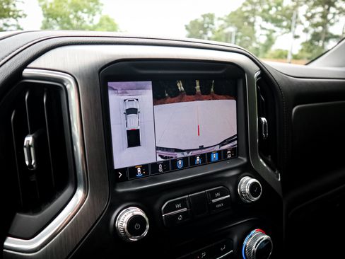 Used 2021 GMC Sierra 2500 Denali w/ Denali Ultimate Package AWD/4WD image 25
