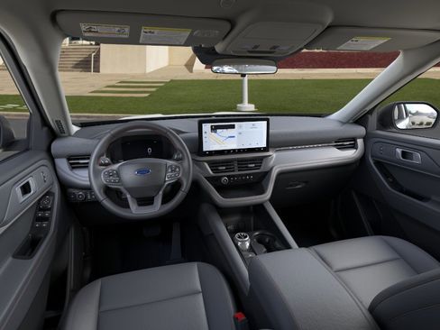 New 2026 Ford Explorer Active RWD image 9