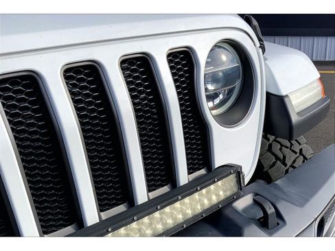 Used 2021 Jeep Wrangler Unlimited Sport AWD/4WD image 31