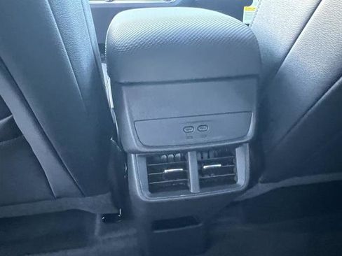 New 2026 Chevrolet Equinox LT w/ Convenience Package II image 17