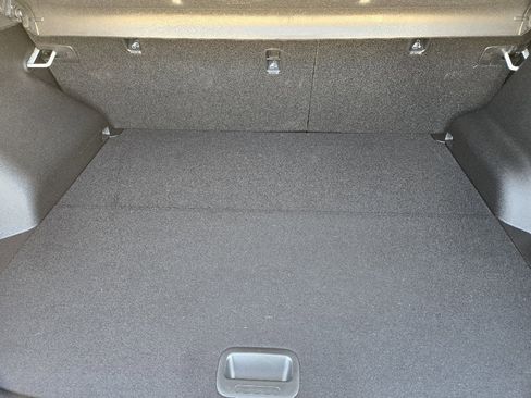 Used 2025 Kia Seltos SX w/ SX Sunroof Package image 31