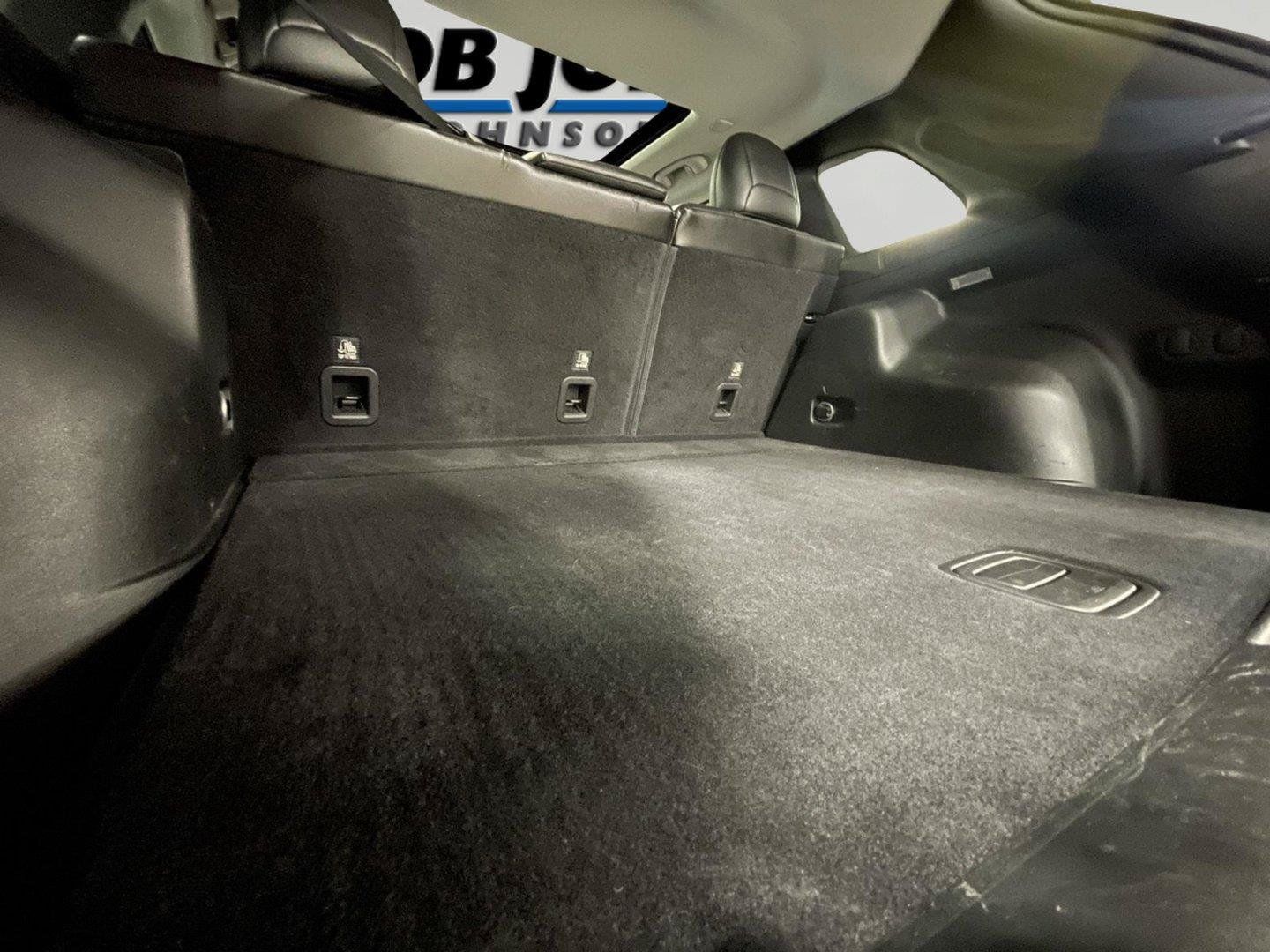 Used 2019 Jeep Cherokee Limited AWD/4WD image 14