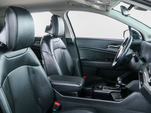 Used 2023 Kia Sportage EX FWD image 26