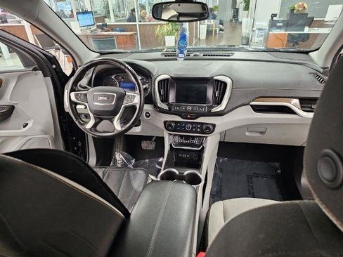Used 2019 GMC Terrain SLE w/ Driver Convenience Package AWD/4WD image 9
