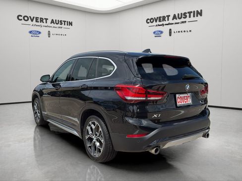 Used 2021 BMW X1 xDrive28i AWD/4WD image 3