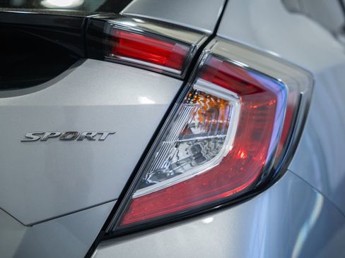 Used 2021 Honda Civic Sport image 6