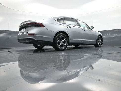 Used 2023 Honda Accord EX-L image 29