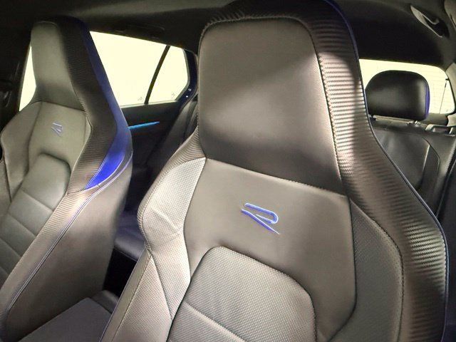 Used 2024 Volkswagen Golf R AWD/4WD image 32