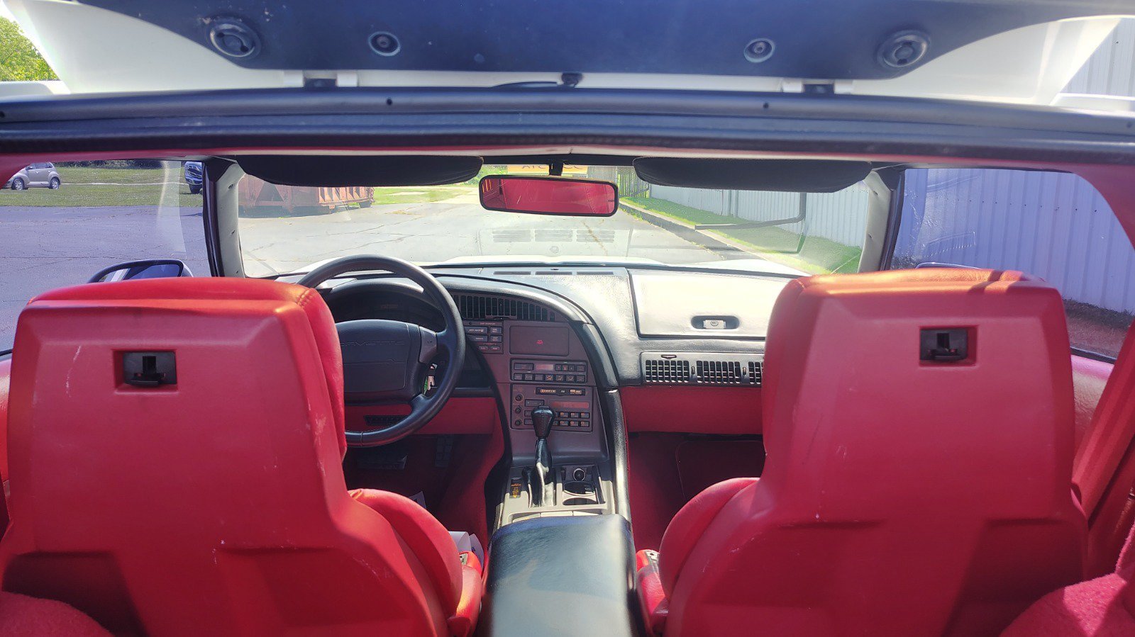 Used 1990 Chevrolet Corvette Coupe RWD image 16
