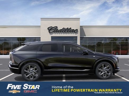 New 2026 Cadillac Optiq Luxury 1 w/ LPO, Floor Liner Package AWD/4WD image 5