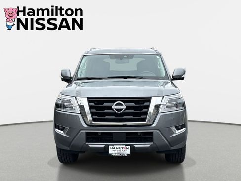 Used 2024 Nissan Armada SL w/ Captain's Chairs Package AWD/4WD image 6