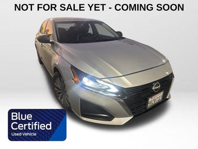 Used 2023 Nissan Altima 2.5 SV