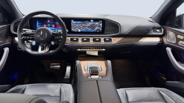New 2026 Mercedes-Benz GLE 53 AMG 4MATIC Coupe image 6