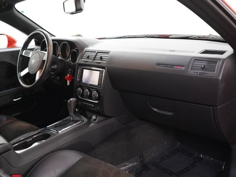 Used 2009 Dodge Challenger SRT8 RWD image 13