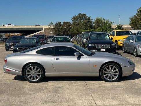 Used 2006 Jaguar XK8 Coupe image 8