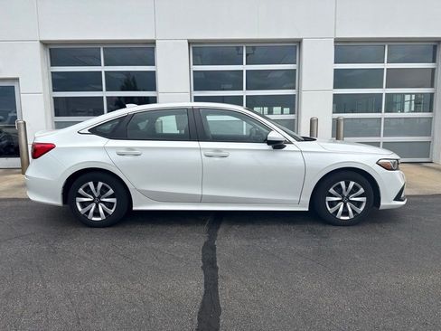 Certified 2024 Honda Civic LX image 3