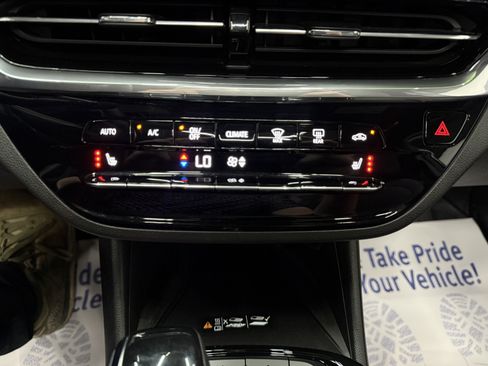 Used 2024 Buick Envista Avenir FWD image 17