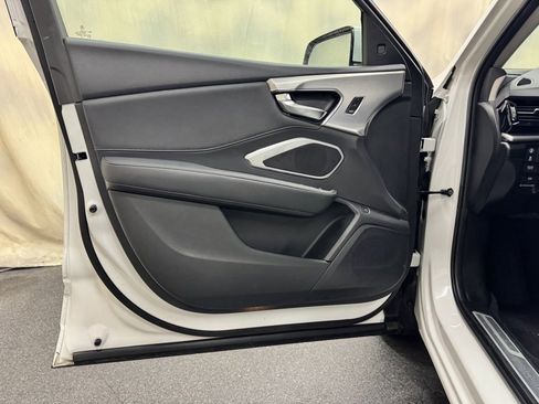 Used 2024 Acura RDX SH-AWD image 12