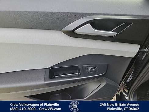 Certified 2023 Volkswagen Taos SE w/ Panoramic Sunroof Package AWD/4WD image 47