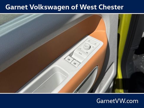 New 2025 Volkswagen ID. Buzz 1st Edition AWD/4WD image 11