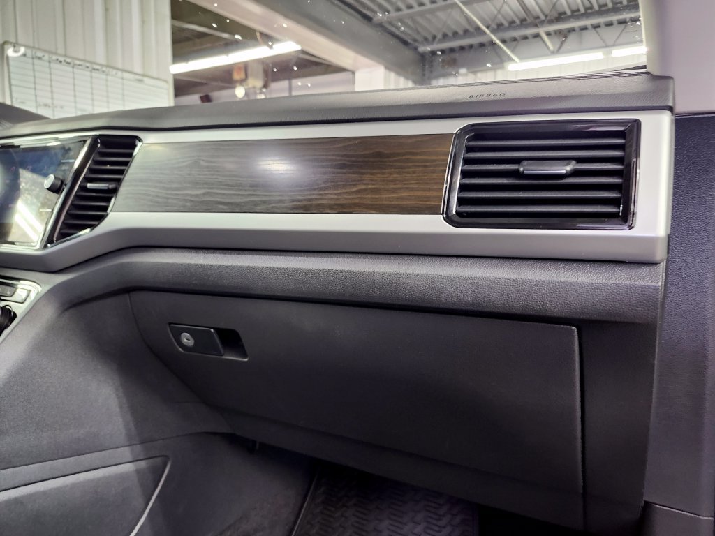 Certified 2023 Volkswagen Atlas SE w/ Panoramic Sunroof Package AWD/4WD image 12