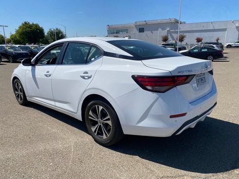 Used 2022 Nissan Sentra SV FWD image 7